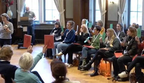 Schaarste in de zorg: Hoe verdelen we eerlijk? Bekijk het debat!